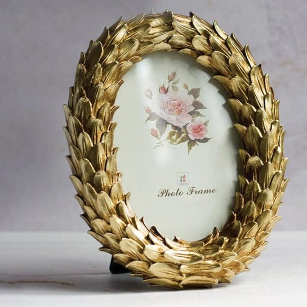 Flora Garland Photo Frame